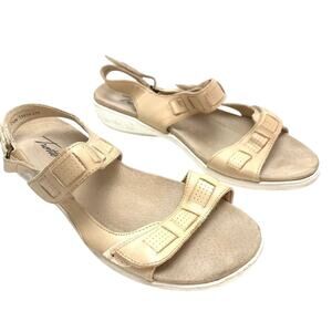 Trotters Womens Tan Beige Genuine Leather Sandals Shoes Ankle Strap Comfy 7.5 N